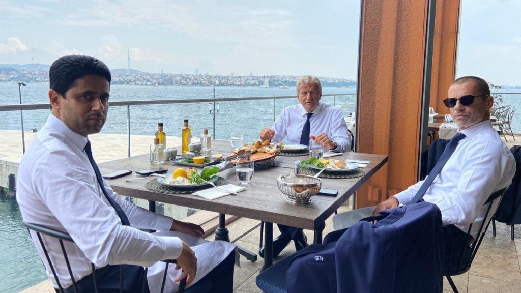 Avrupa futbolunun patronları Boğaz’da buluştu