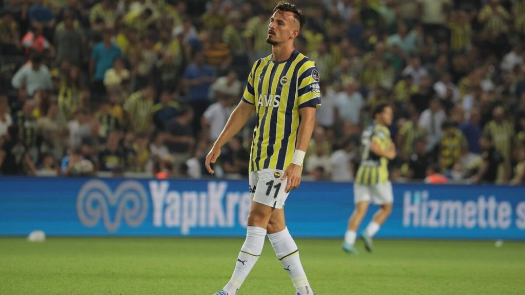 Mergim Berisha Ausburg’a kiralandı