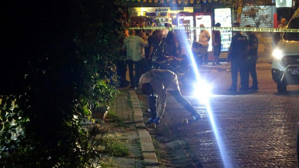 Avcılar’da, kahvehanede silahlı hengame: 1 meyyit