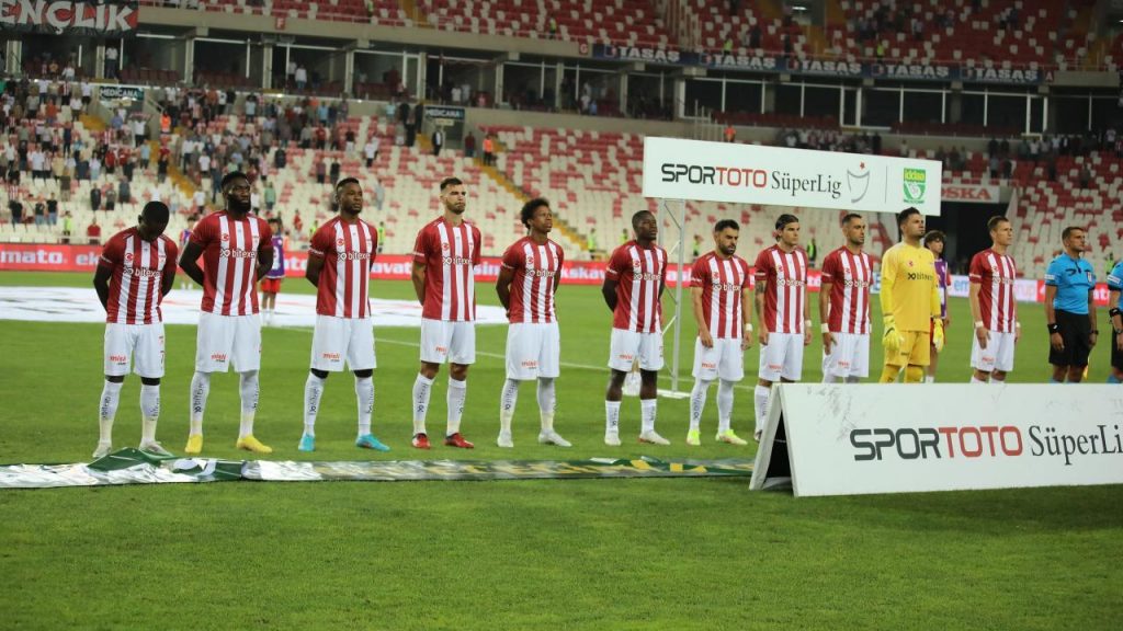 Sivasspor’un Konferans Ligi kadrosu belli oldu!
